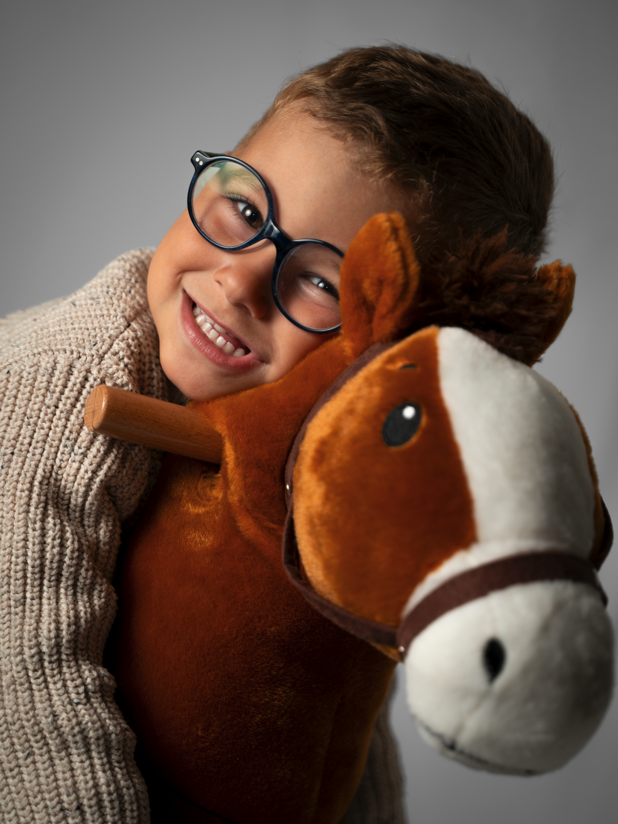 Photographie d'un enfant en studio